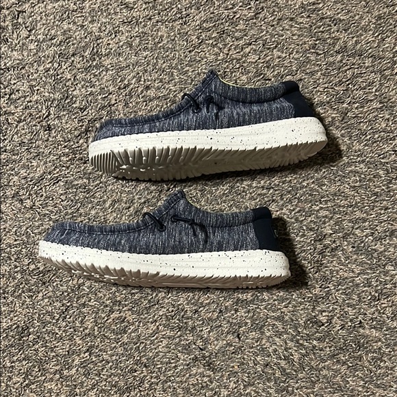 Boys Hey Dude Wally Stretch Naval Speckle Slip-On Shoes - Picture 4 of 5